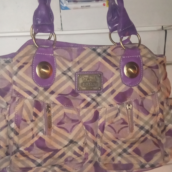 Handbag - Picture 3 of 4